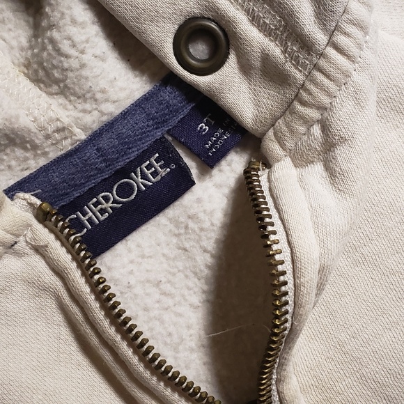 Casual hoodie with zipper closure and side pockets - Picture 2 of 3